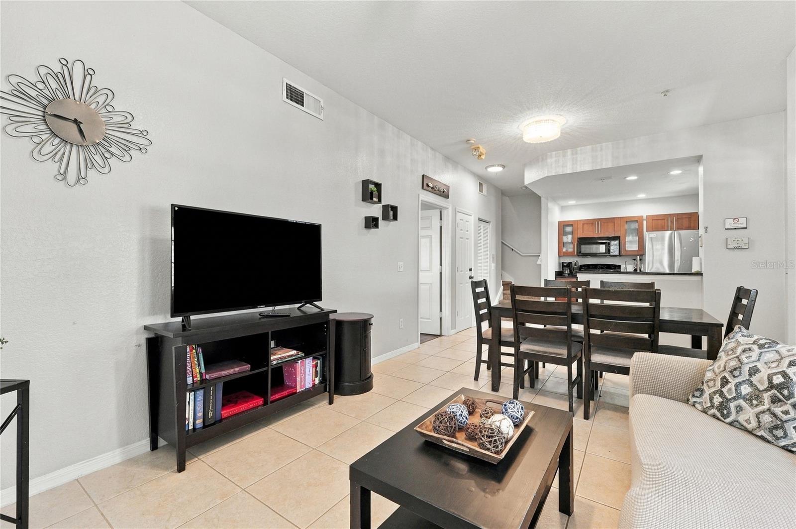 Condominium at 4002 VENETIAN BAY DR #101, KISSIMMEE, photo 5 of 39