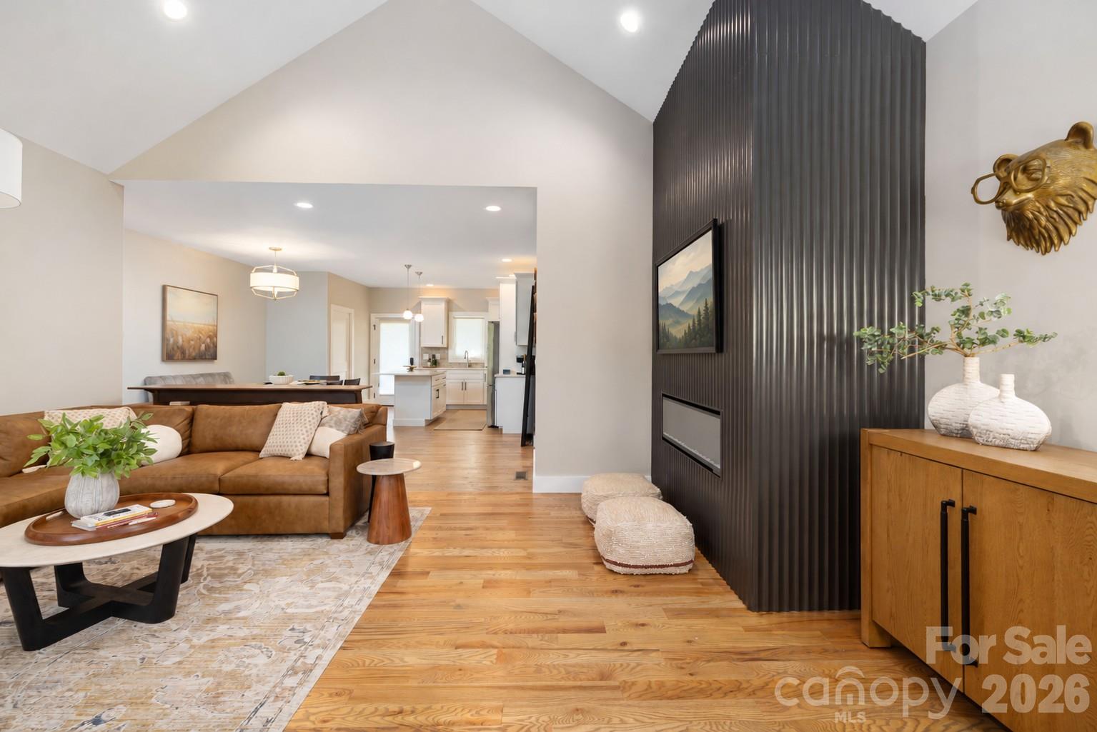 Single Family Residence at 3 Mountain View Avenue, Black Mountain, photo 5 of 31