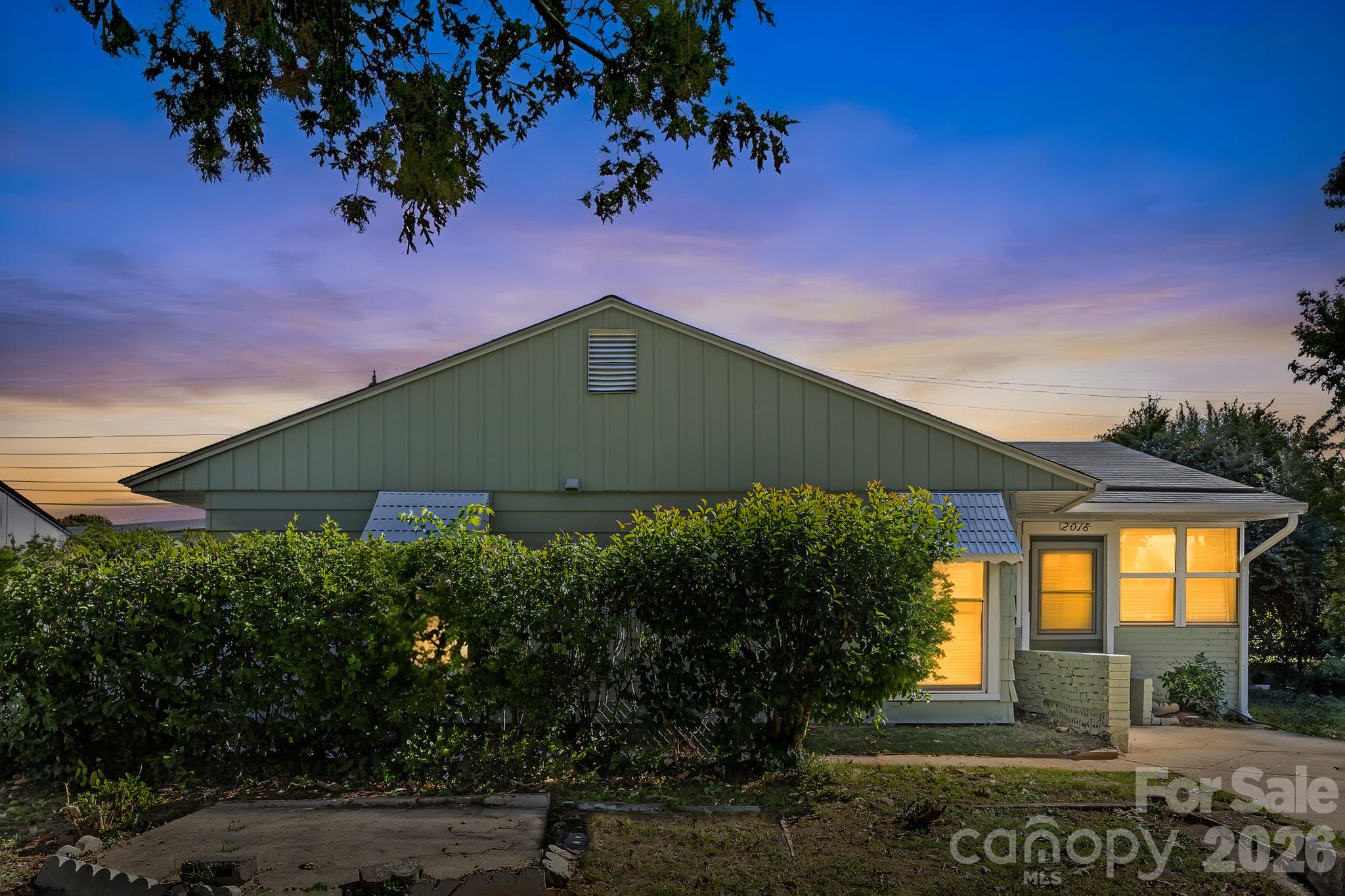 Welcome to 2018 Quentin Street! - 2018 Quentin Street, Charlotte