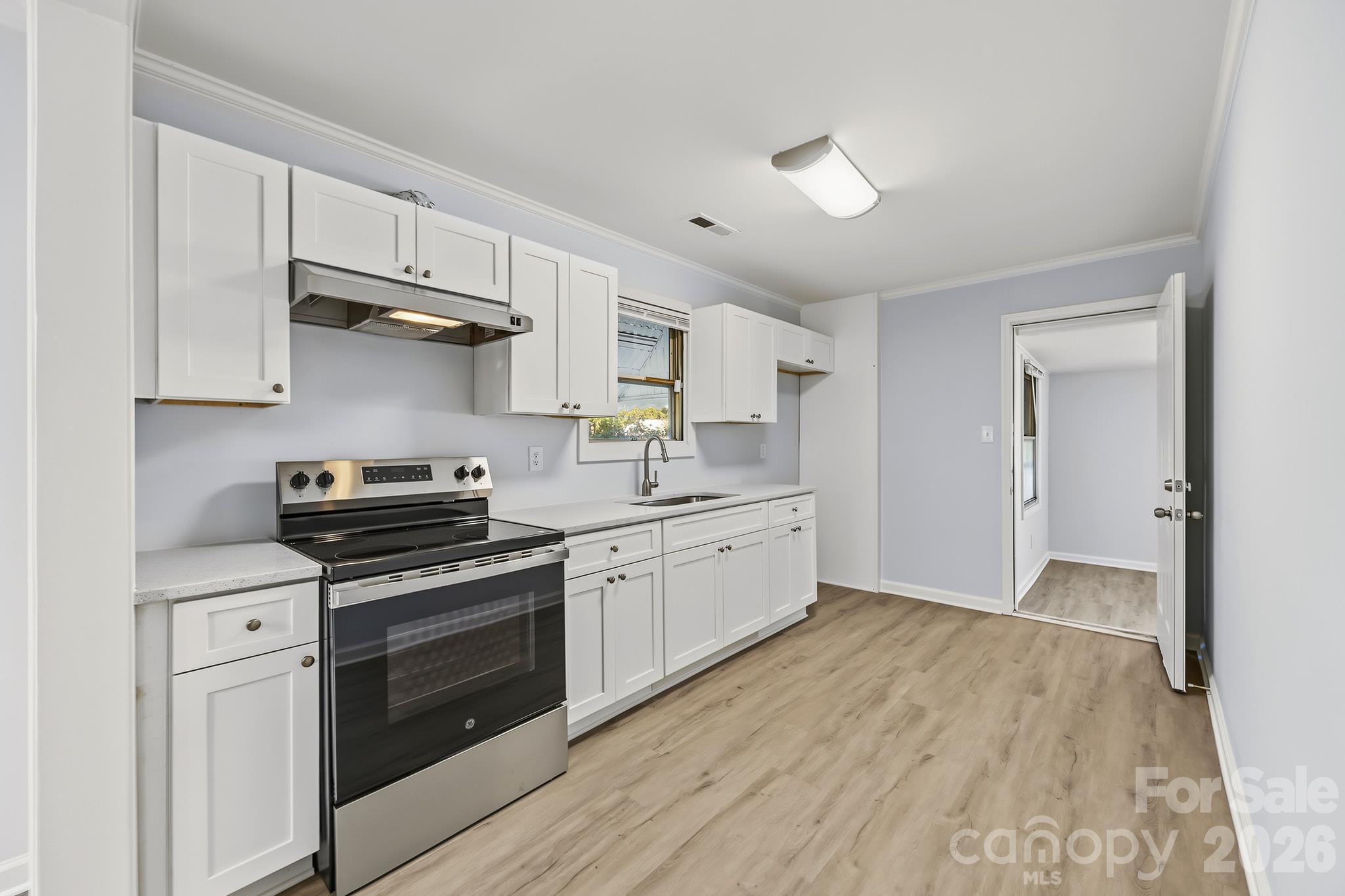 New soft close cabinets - 2018 Quentin Street, Charlotte