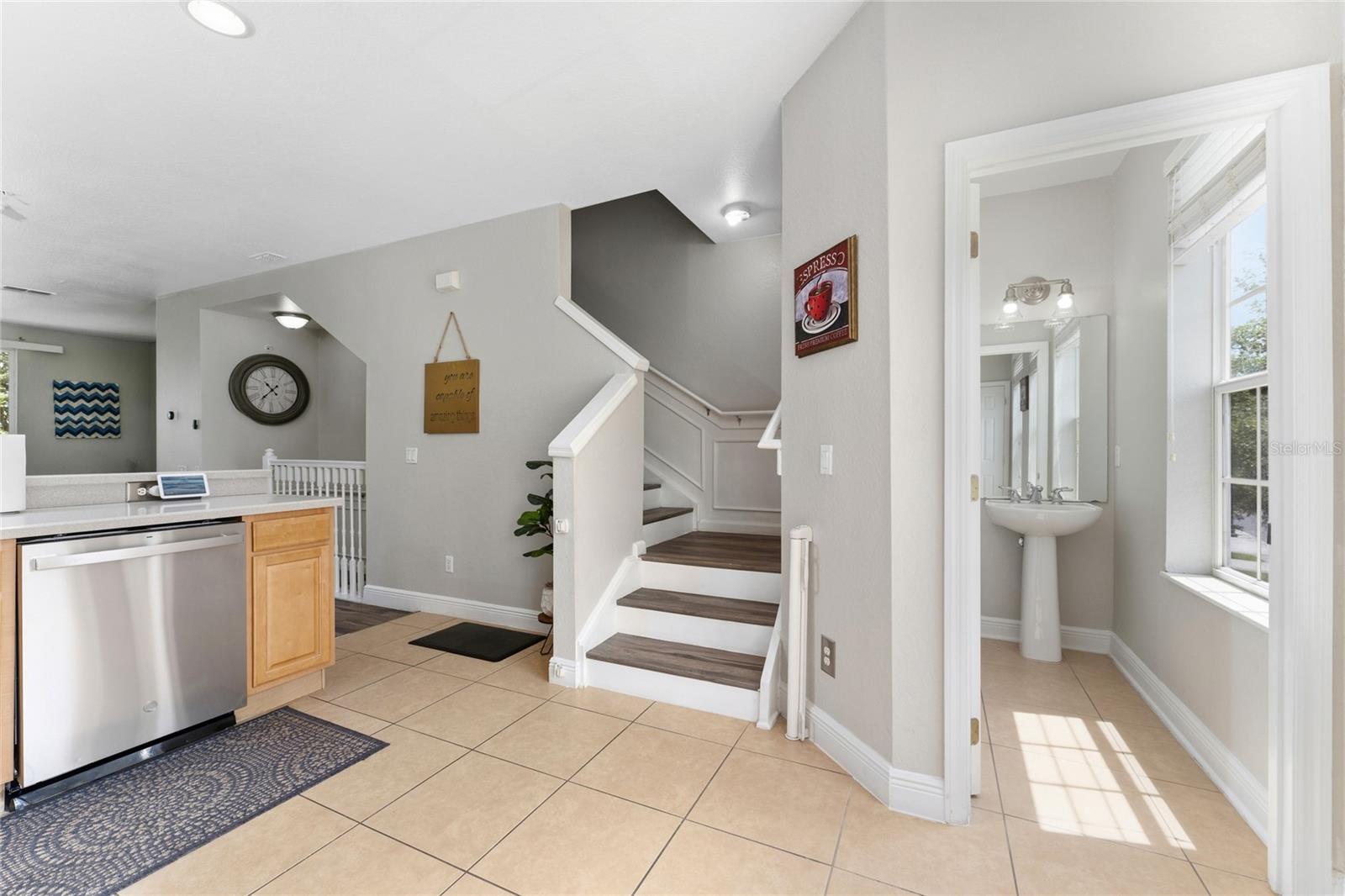 Condominium at 5026 TIDEVIEW CIR #17, ORLANDO, photo 4 of 37