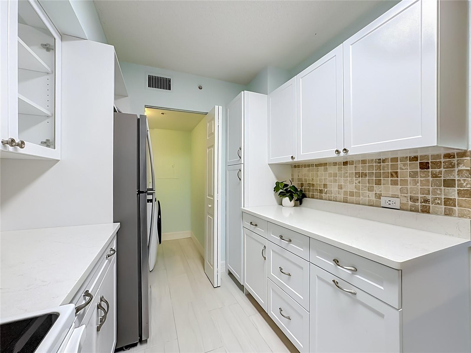 Kitchen - 8880 COLONNADES CT W #413, BONITA SPRINGS
