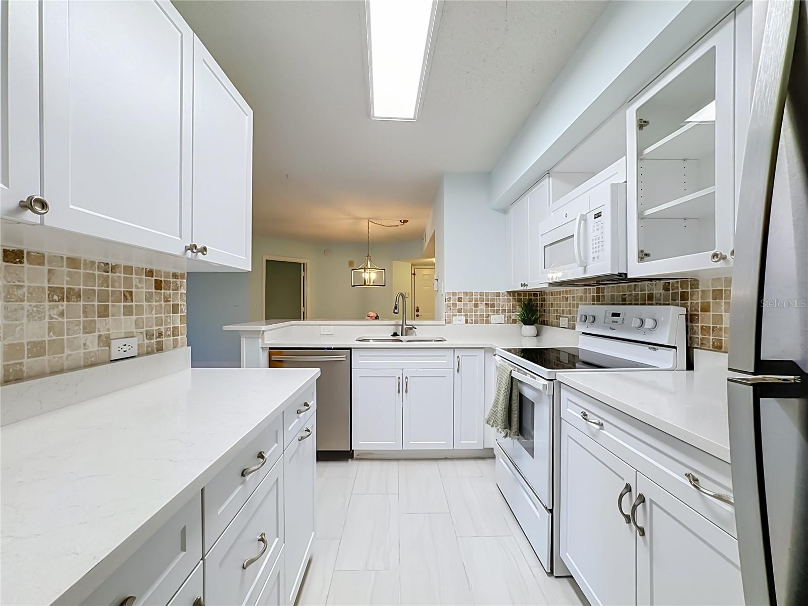 Kitchen - 8880 COLONNADES CT W #413, BONITA SPRINGS