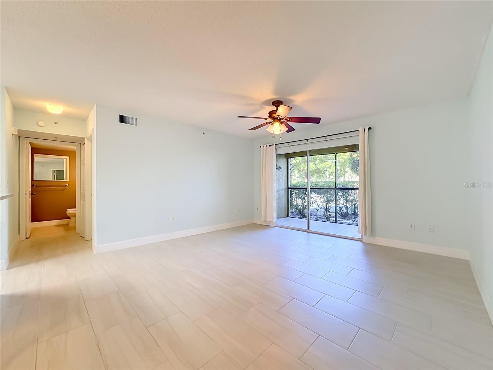Great Room - 8880 COLONNADES CT W #413, BONITA SPRINGS