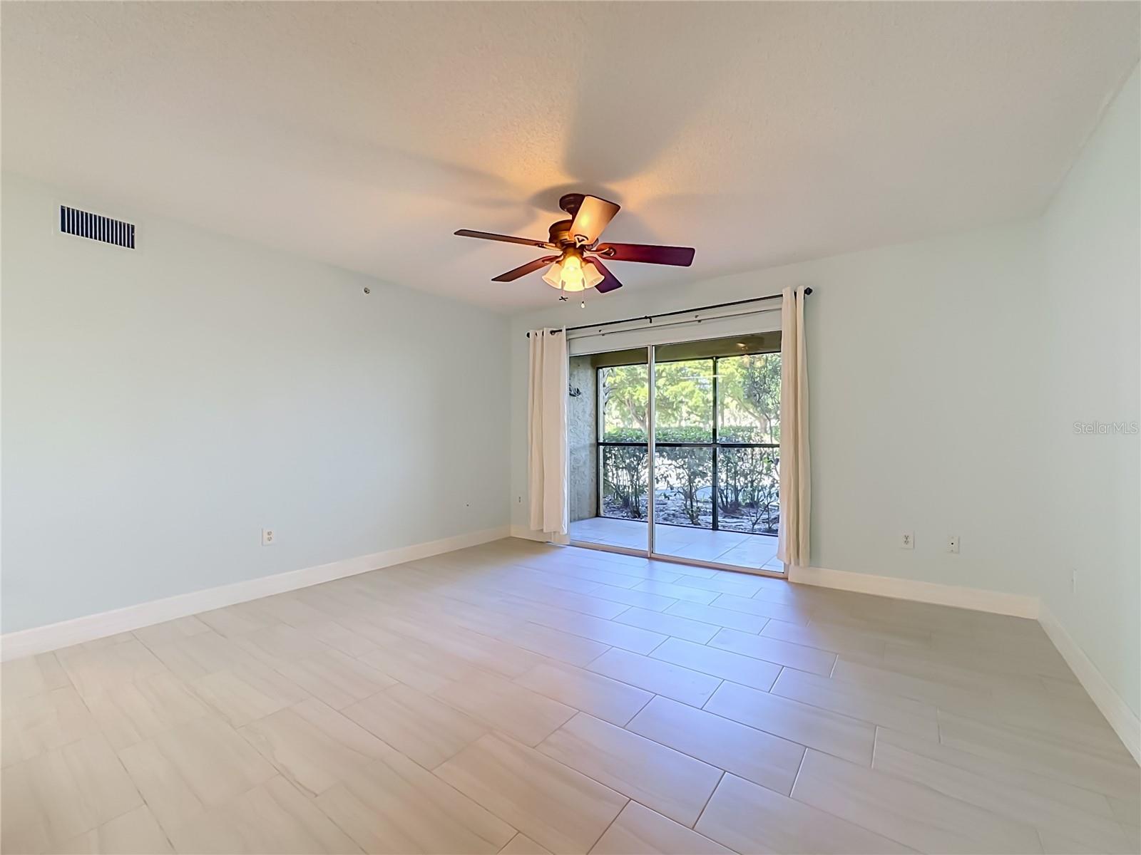 Great Room - 8880 COLONNADES CT W #413, BONITA SPRINGS