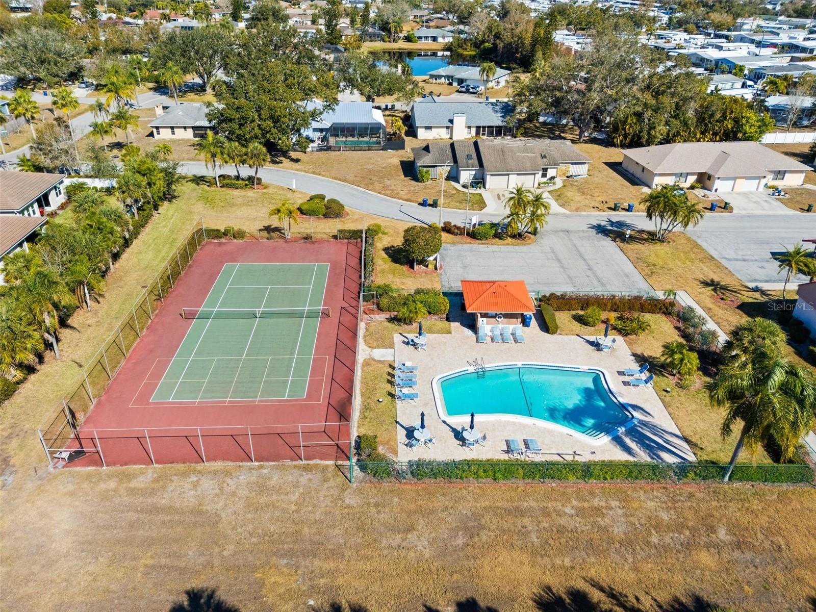 Condominium at 6604 DRAW LN #115, SARASOTA, photo 8 of 38