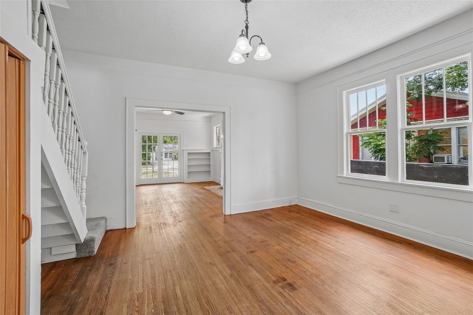 Dining Room - View to Living Room - 1533 E ELM RD, LAKELAND