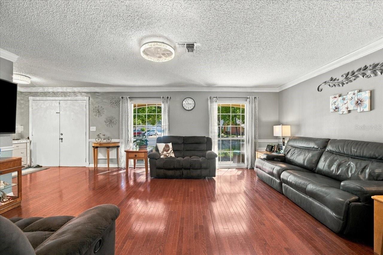 Living Room - 8109 RUMFORD CT, HUDSON