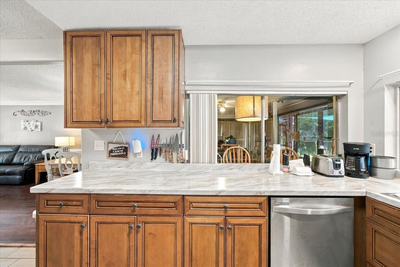 Kitchen - 8109 RUMFORD CT, HUDSON