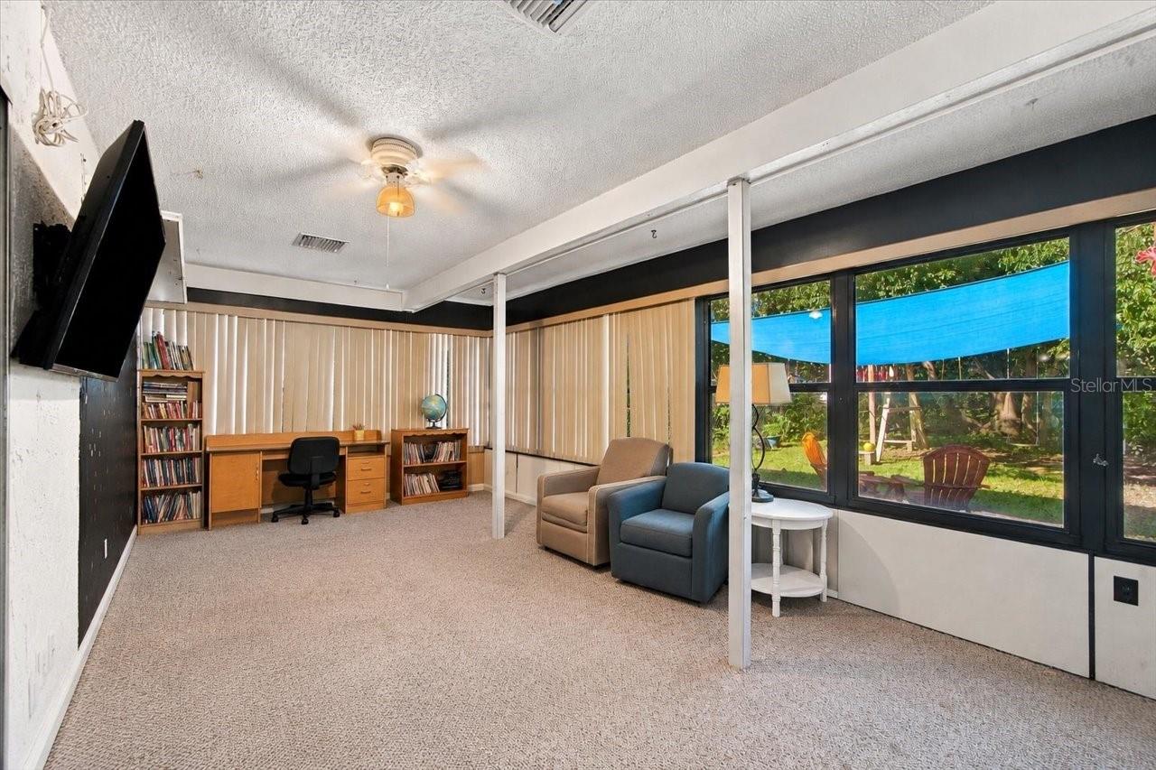 Florida Room - 8109 RUMFORD CT, HUDSON