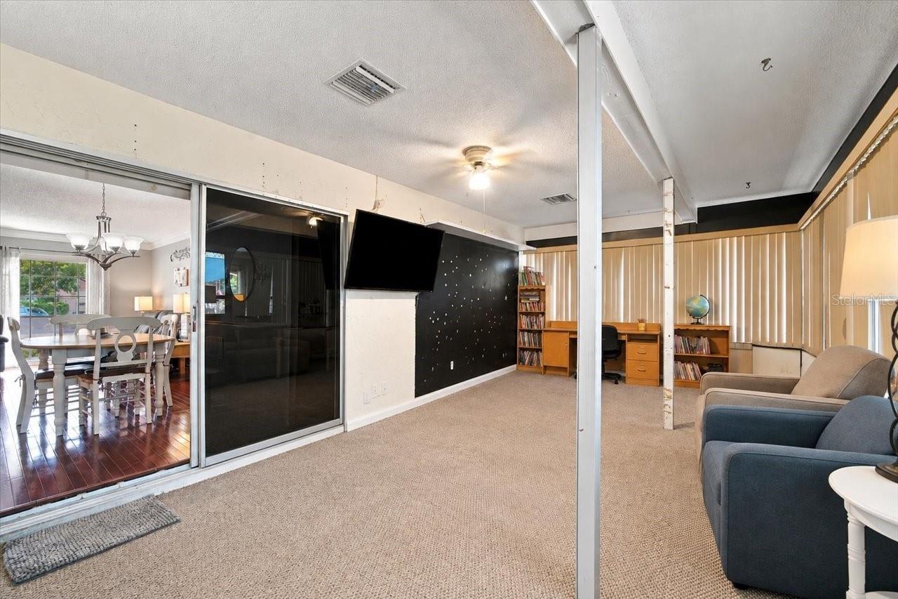 Enclosed Florida Room - 8109 RUMFORD CT, HUDSON