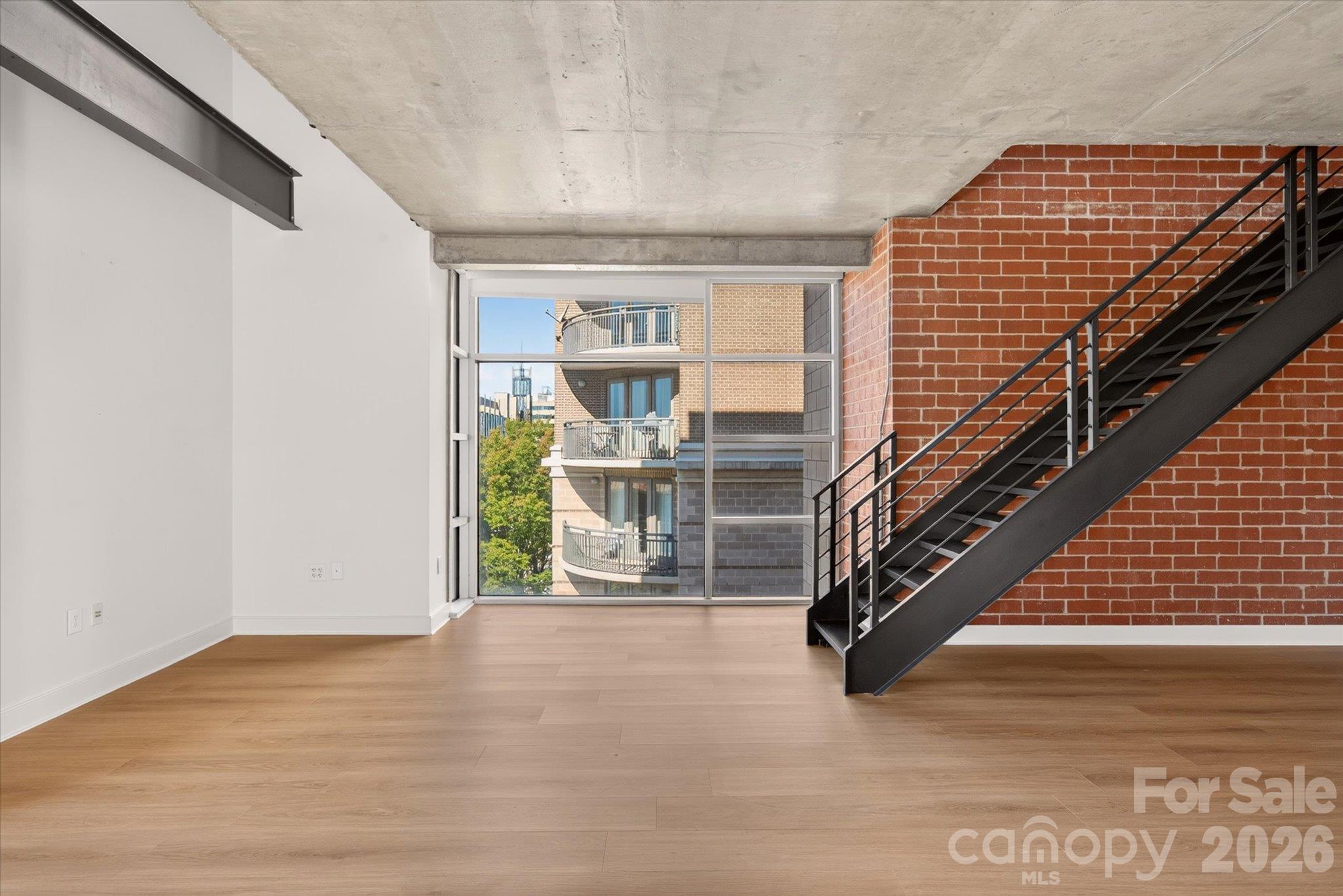 Condominium at 710 W Trade Street, Charlotte, photo 2 of 23