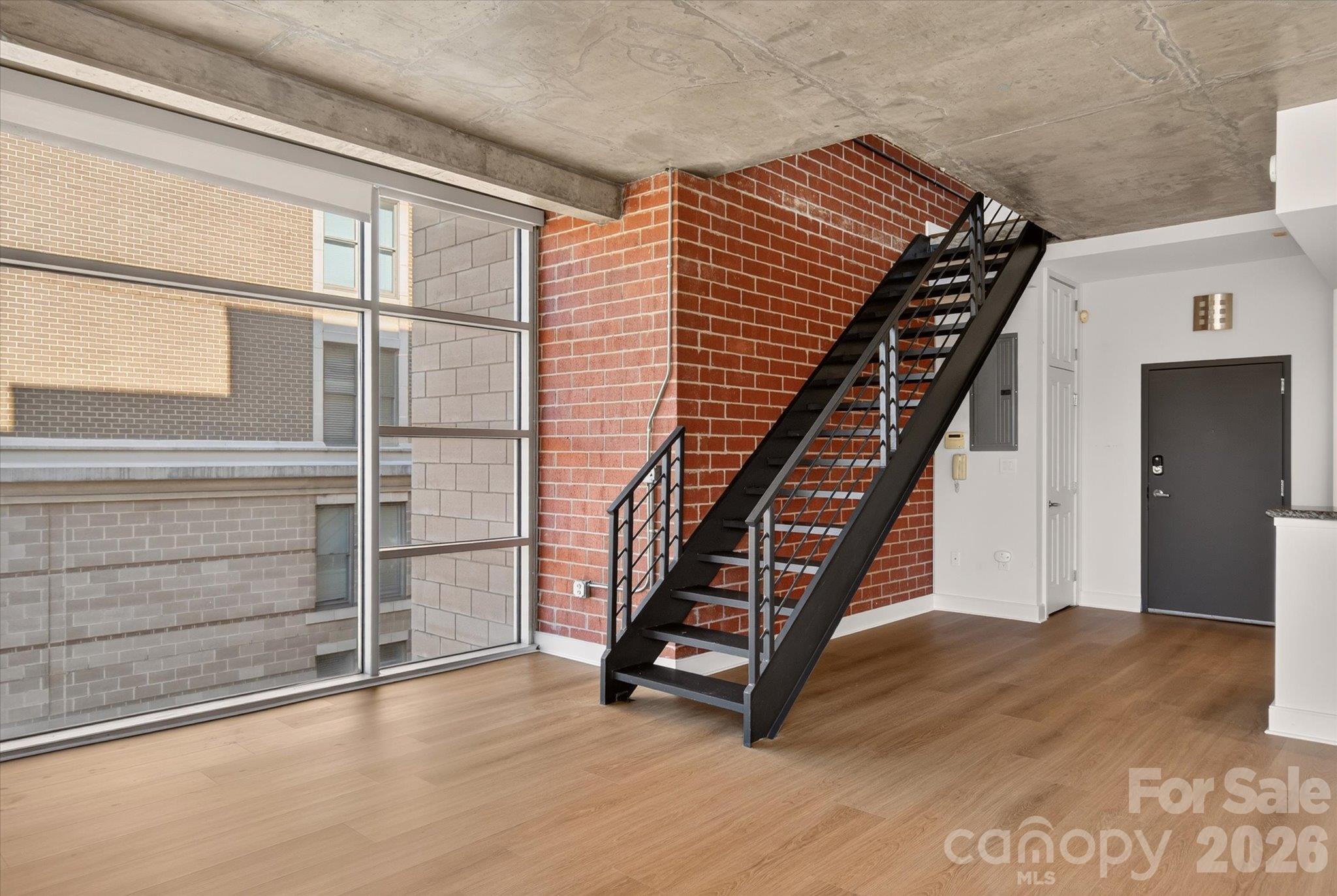 Condominium at 710 W Trade Street, Charlotte, photo 7 of 23
