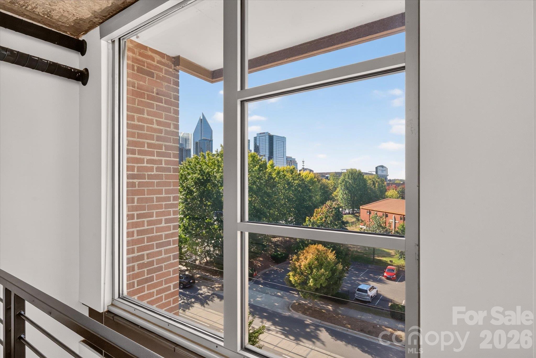 Condominium at 710 W Trade Street, Charlotte, photo 12 of 23