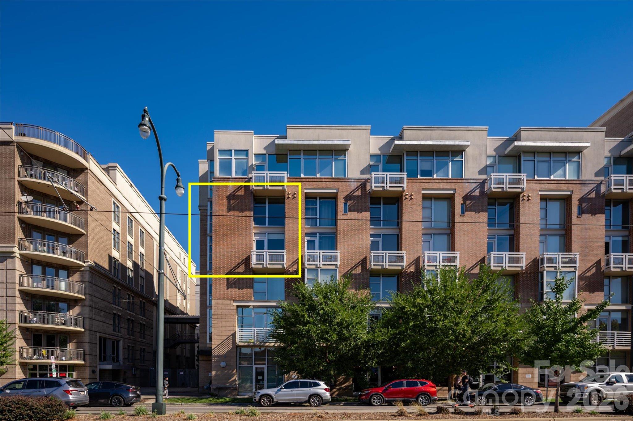 Condominium at 710 W Trade Street, Charlotte, photo 18 of 23