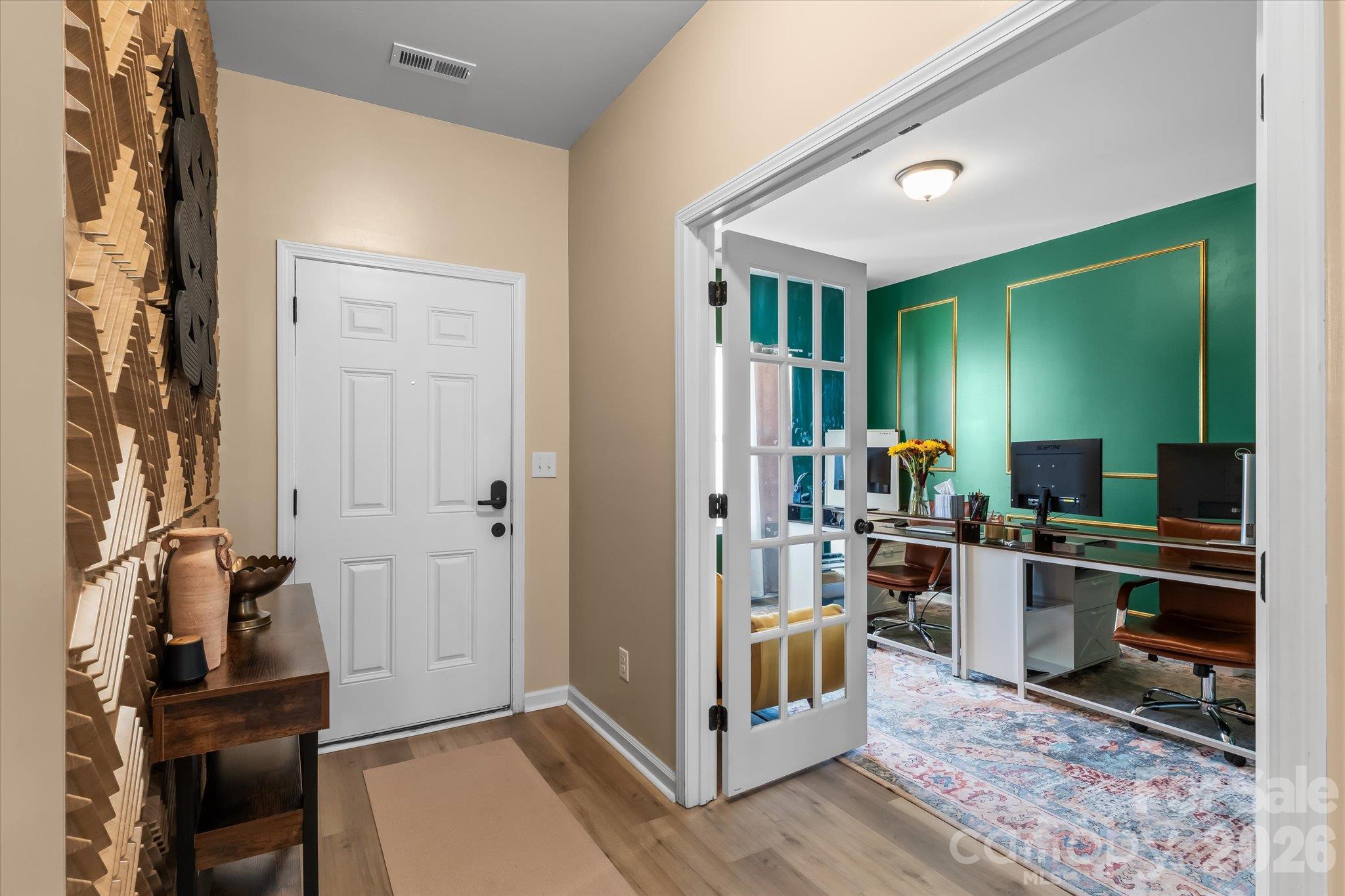 Single Family Residence at 7533 Bridle Court, Sherrills Ford, photo 5 of 23