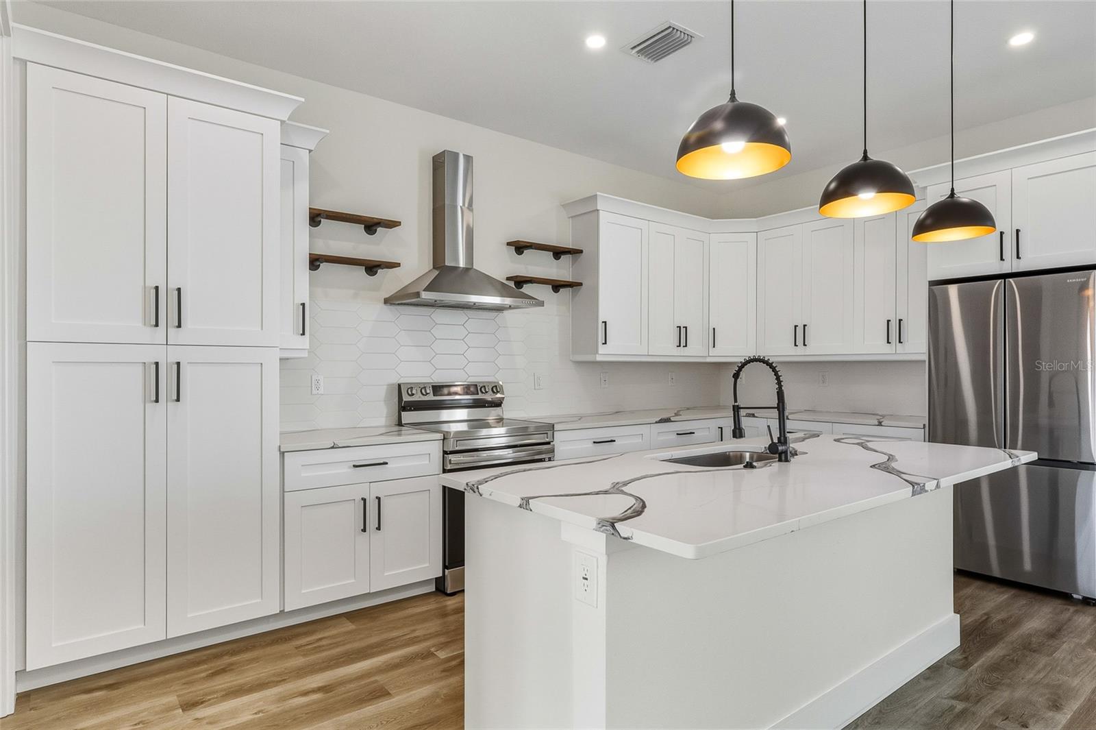 Single Family Residence at 120 E GLADYS ST #5, TAMPA, photo 6 of 25