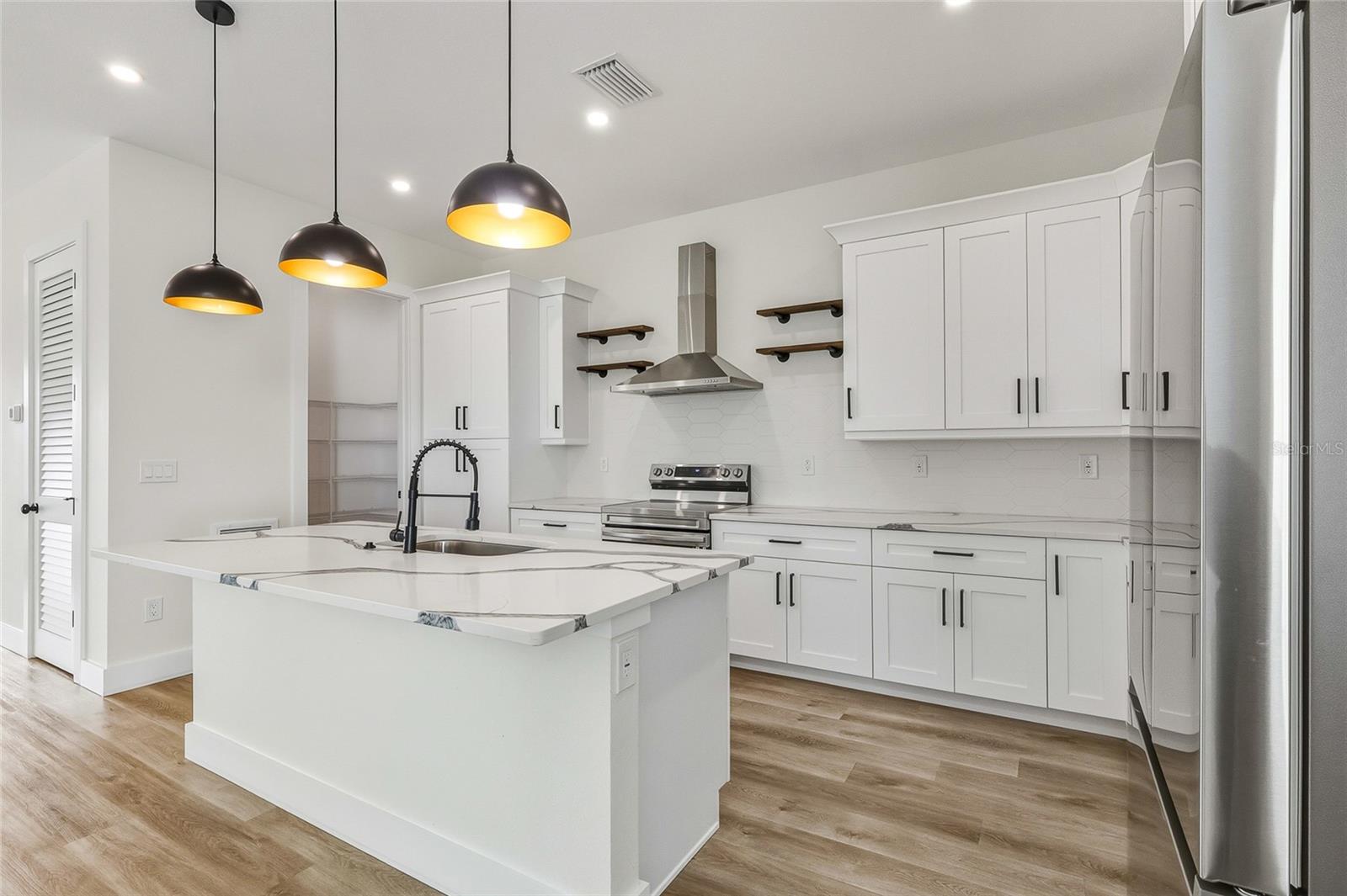 Single Family Residence at 120 E GLADYS ST #5, TAMPA, photo 8 of 25