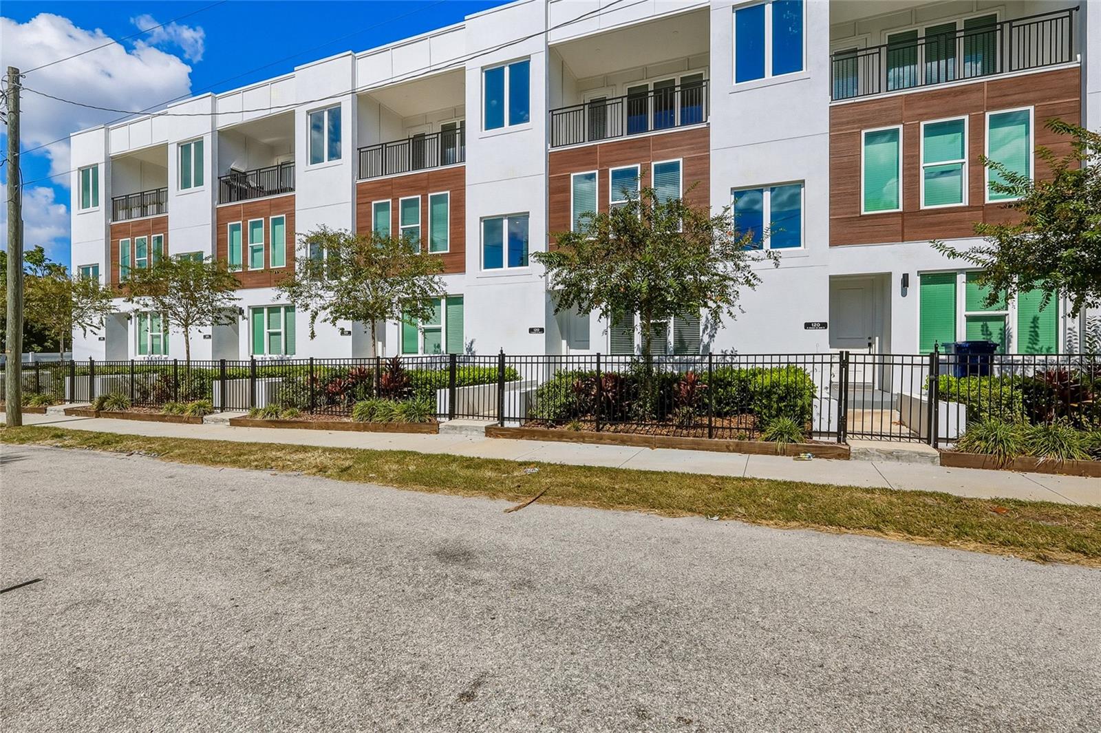 Single Family Residence at 120 E GLADYS ST #5, TAMPA, photo 24 of 25