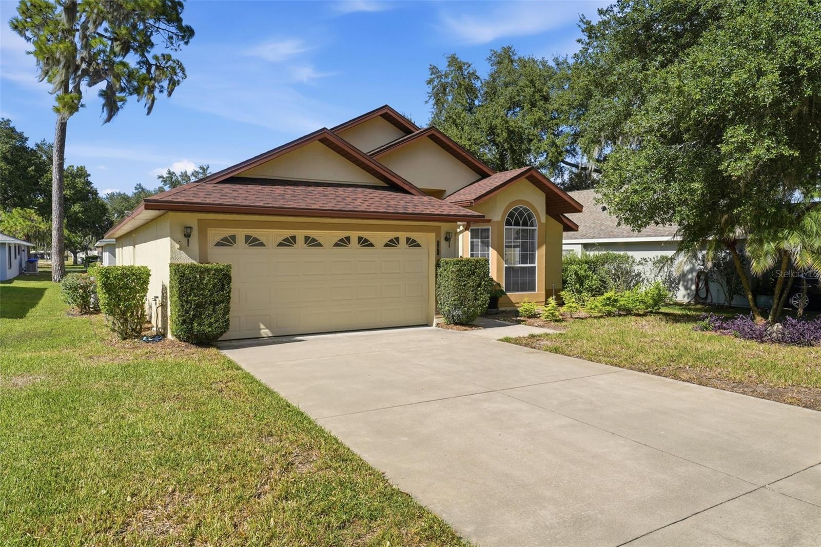 Single Family Residence at 941 VINDALE RD, TAVARES, photo 3 of 49