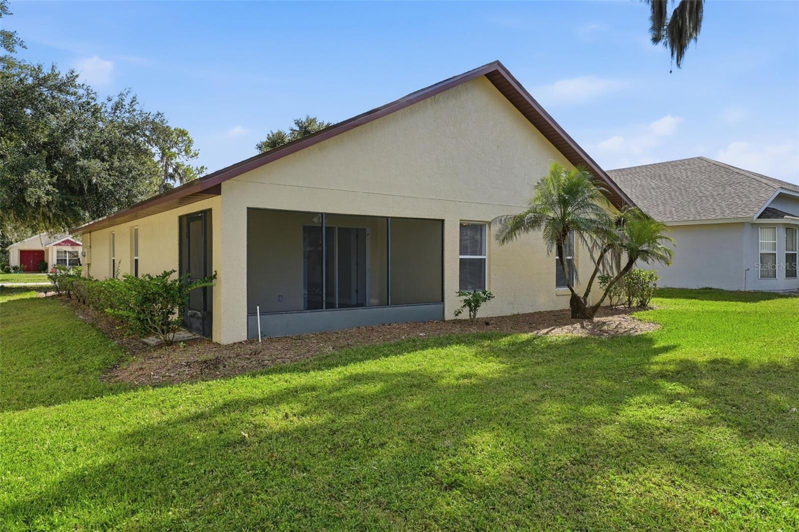 Single Family Residence at 941 VINDALE RD, TAVARES, photo 8 of 49