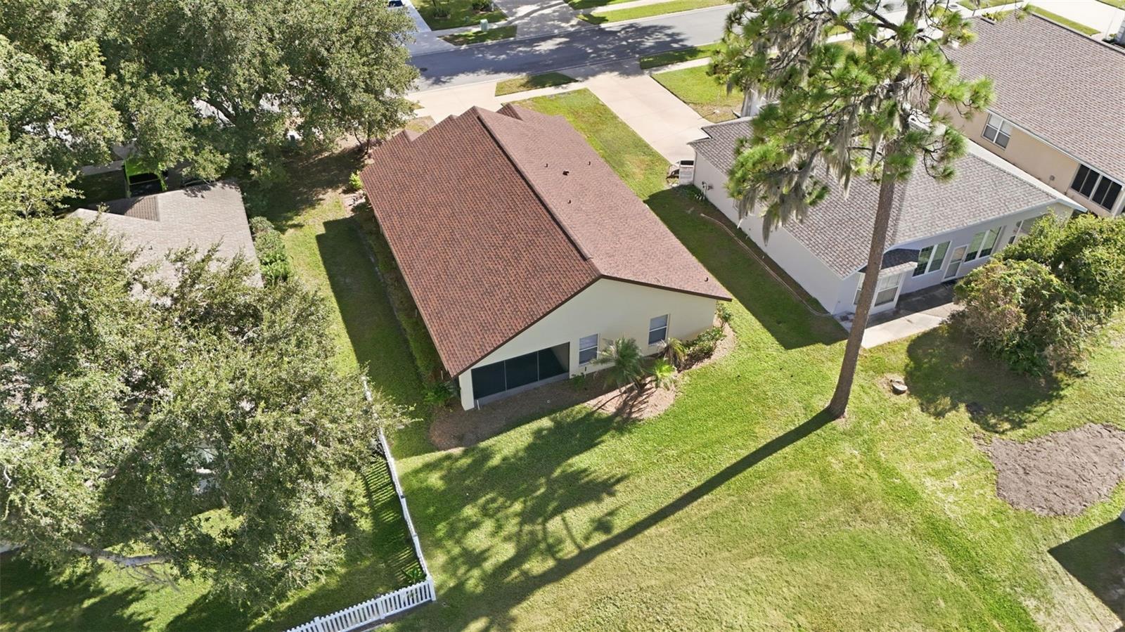 Single Family Residence at 941 VINDALE RD, TAVARES, photo 39 of 49
