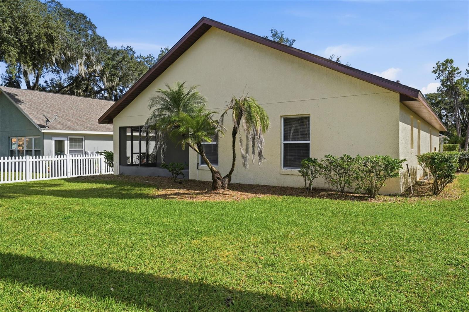 Single Family Residence at 941 VINDALE RD, TAVARES, photo 40 of 49