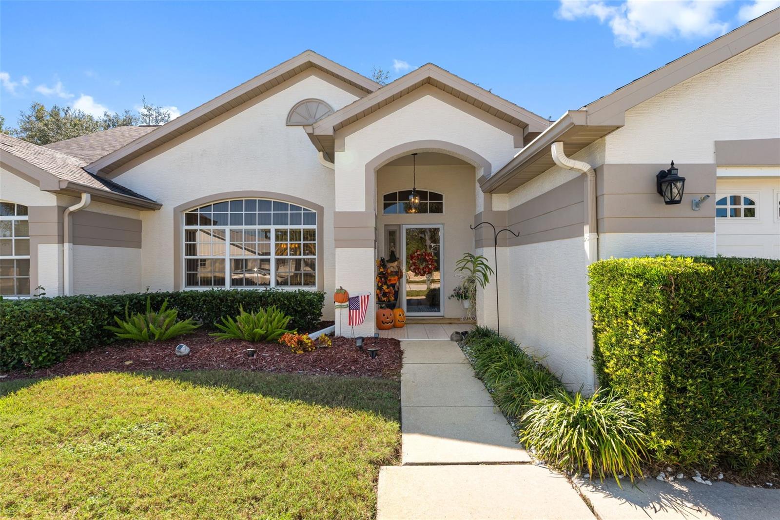 Single Family Residence at 10030 BEEFMASTER CT, NEW PORT RICHEY, photo 2 of 36