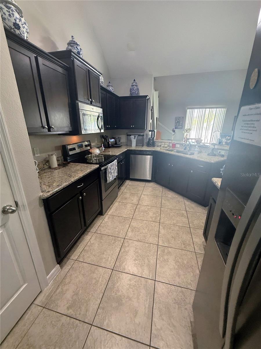 Kitchen - 4854 POOLSIDE DR, ST CLOUD