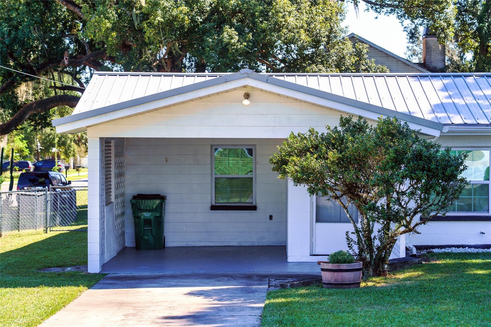 Single Family Residence at 38548 12TH AVE, ZEPHYRHILLS, photo 6 of 39
