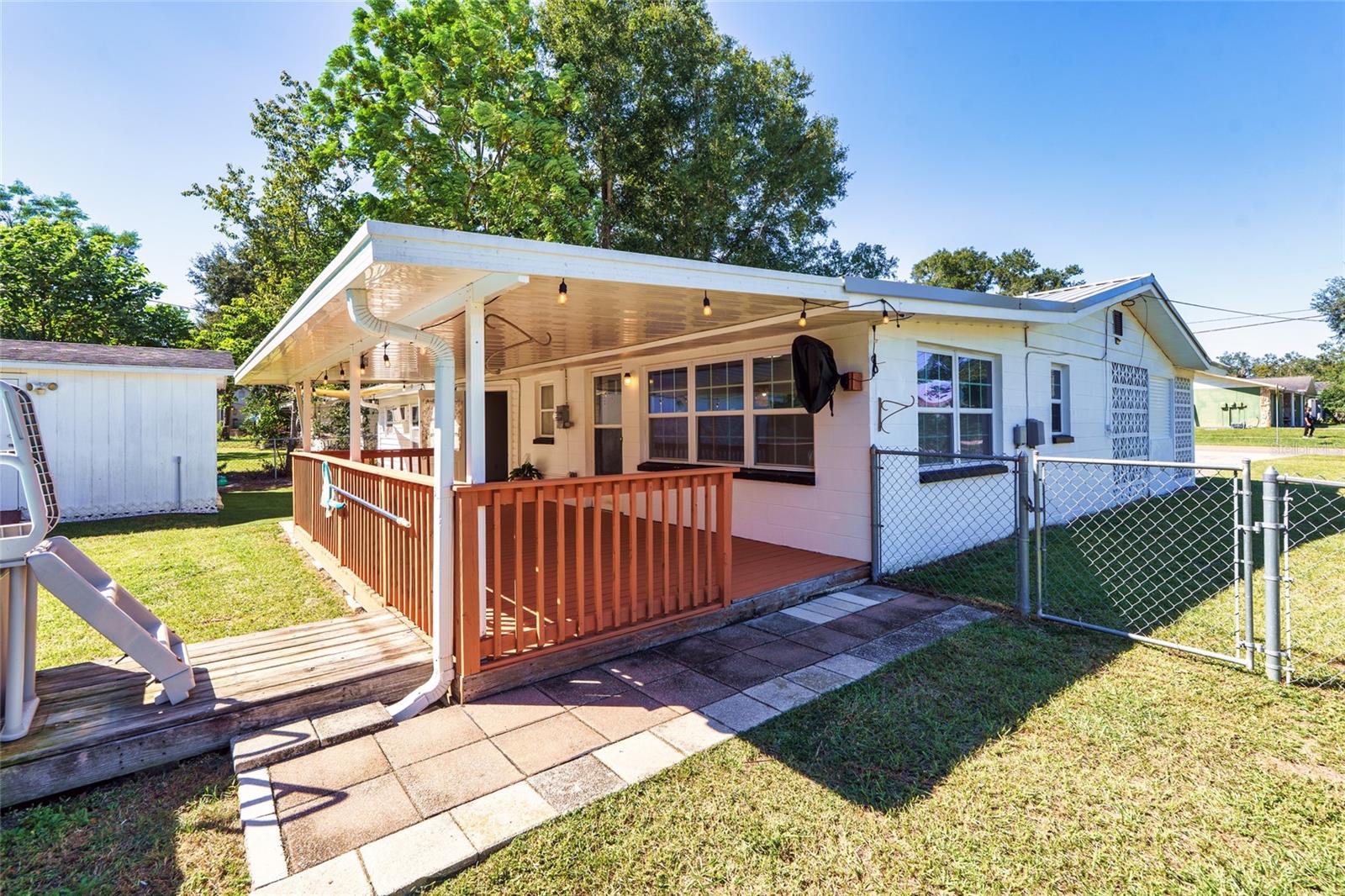 Single Family Residence at 38548 12TH AVE, ZEPHYRHILLS, photo 9 of 39