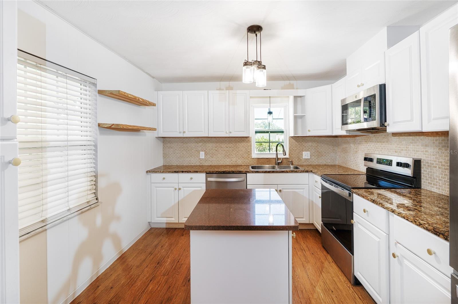 Single Family Residence at 38548 12TH AVE, ZEPHYRHILLS, photo 17 of 39