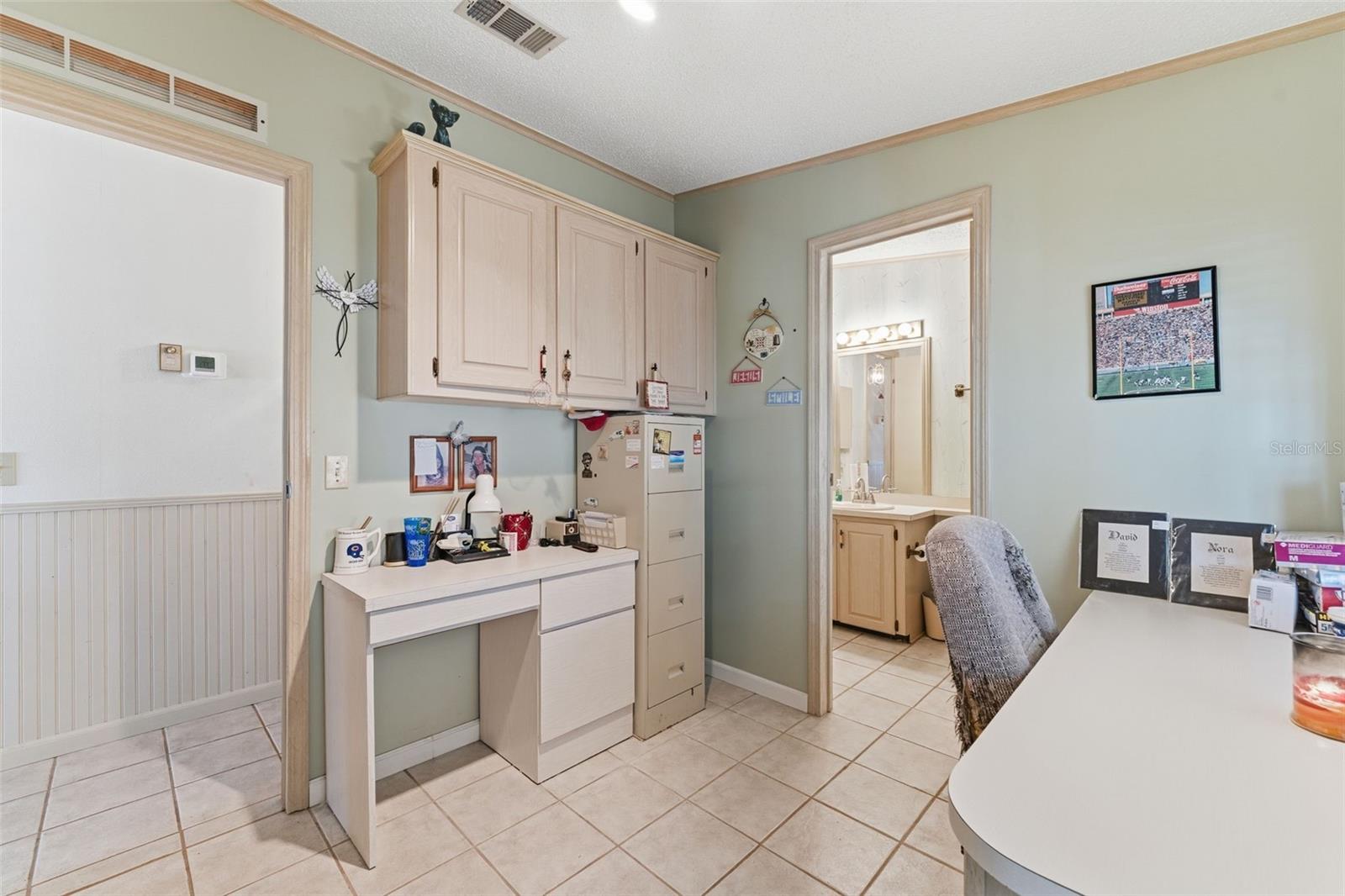 Manufactured Home at 576 PORTSIDE DR, NORTH PORT, photo 12 of 71