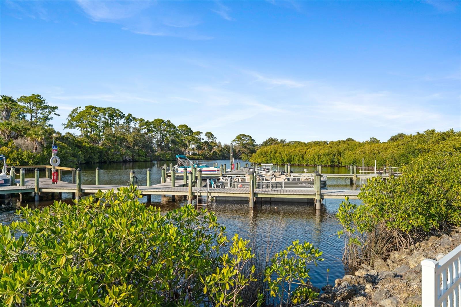 Manufactured Home at 576 PORTSIDE DR, NORTH PORT, photo 60 of 71