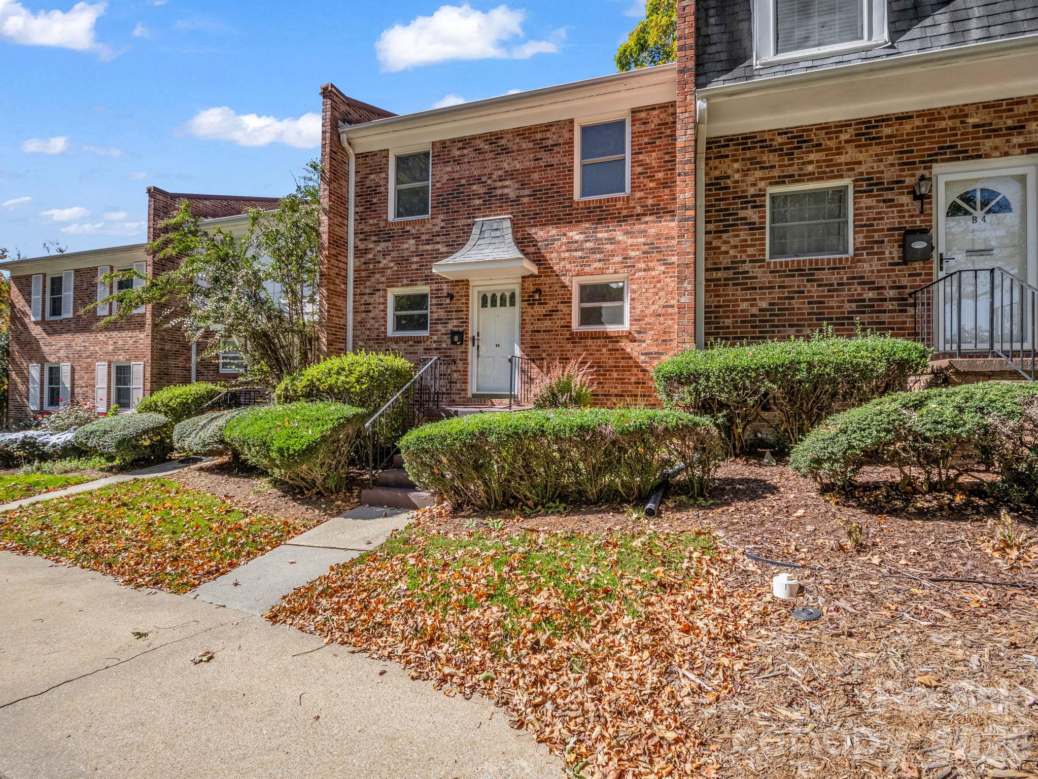 1409 Kensington Road