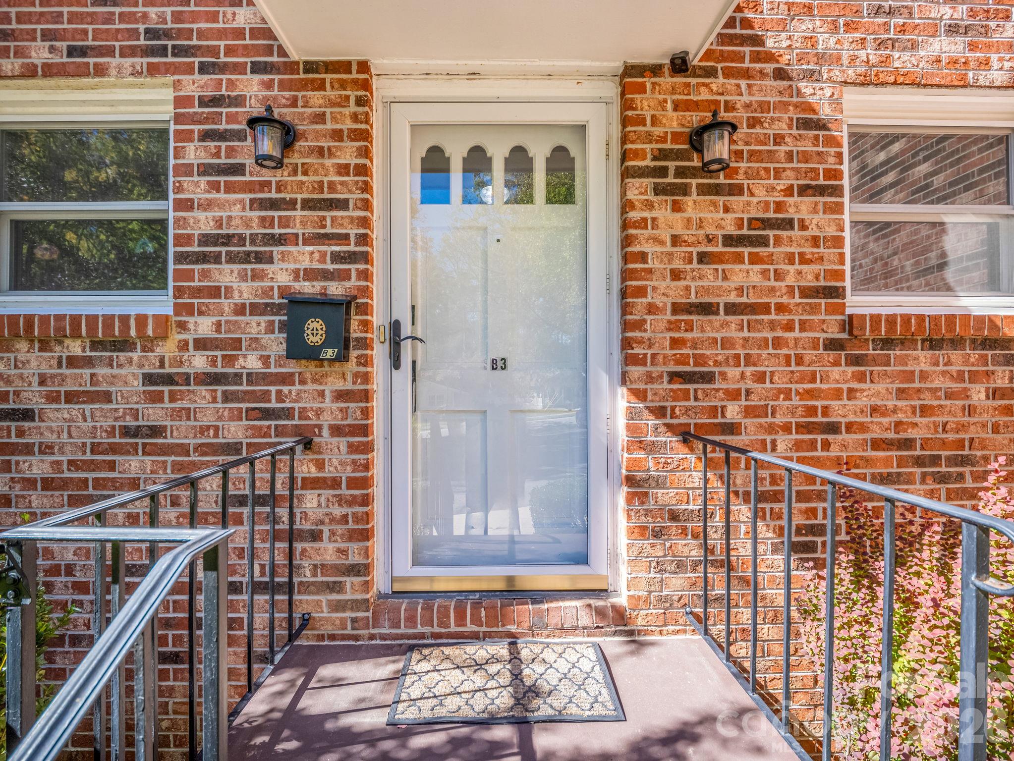 Condominium at 1409 Kensington Road, Hendersonville, photo 9 of 35
