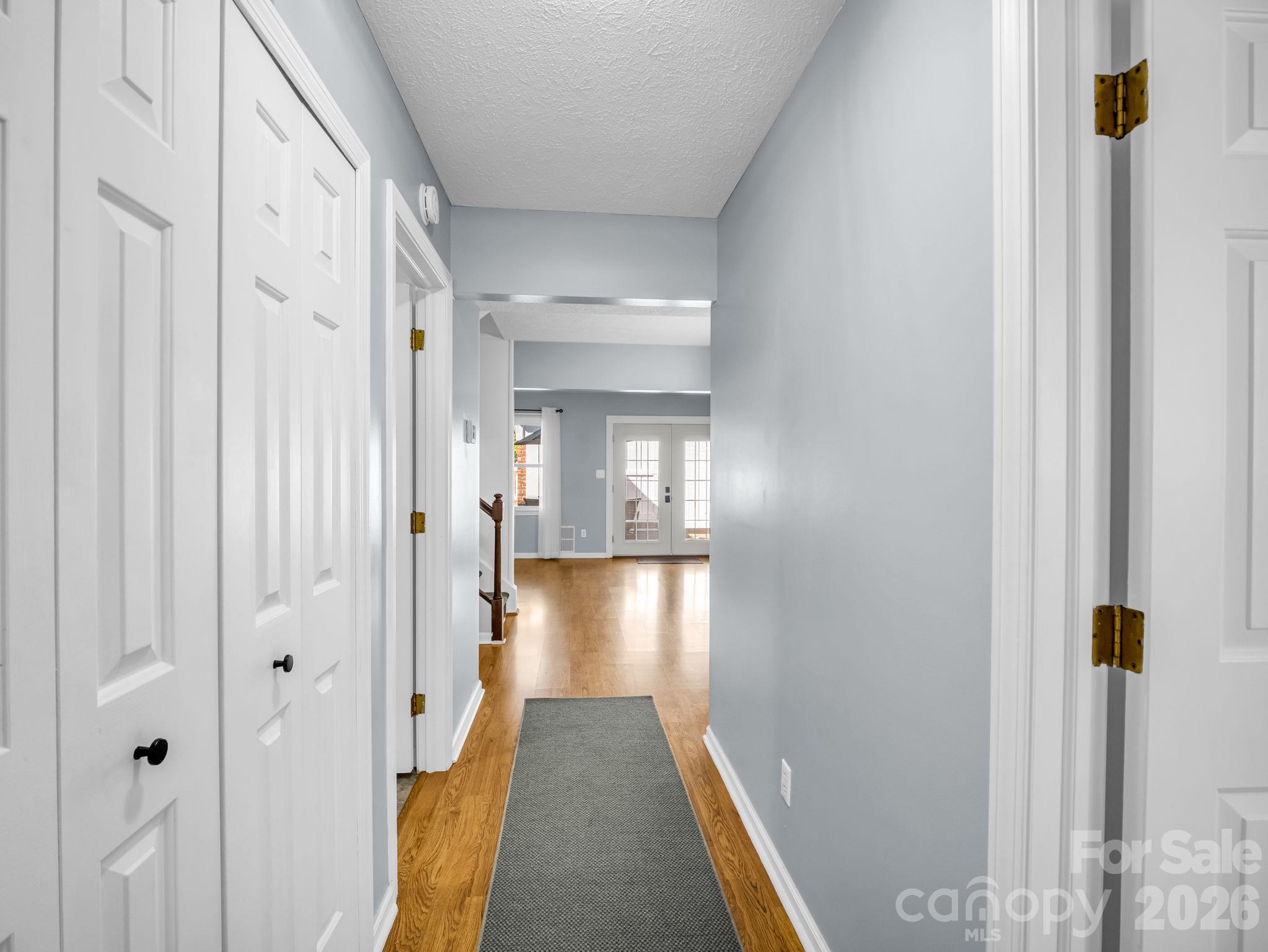 Condominium at 1409 Kensington Road, Hendersonville, photo 11 of 35