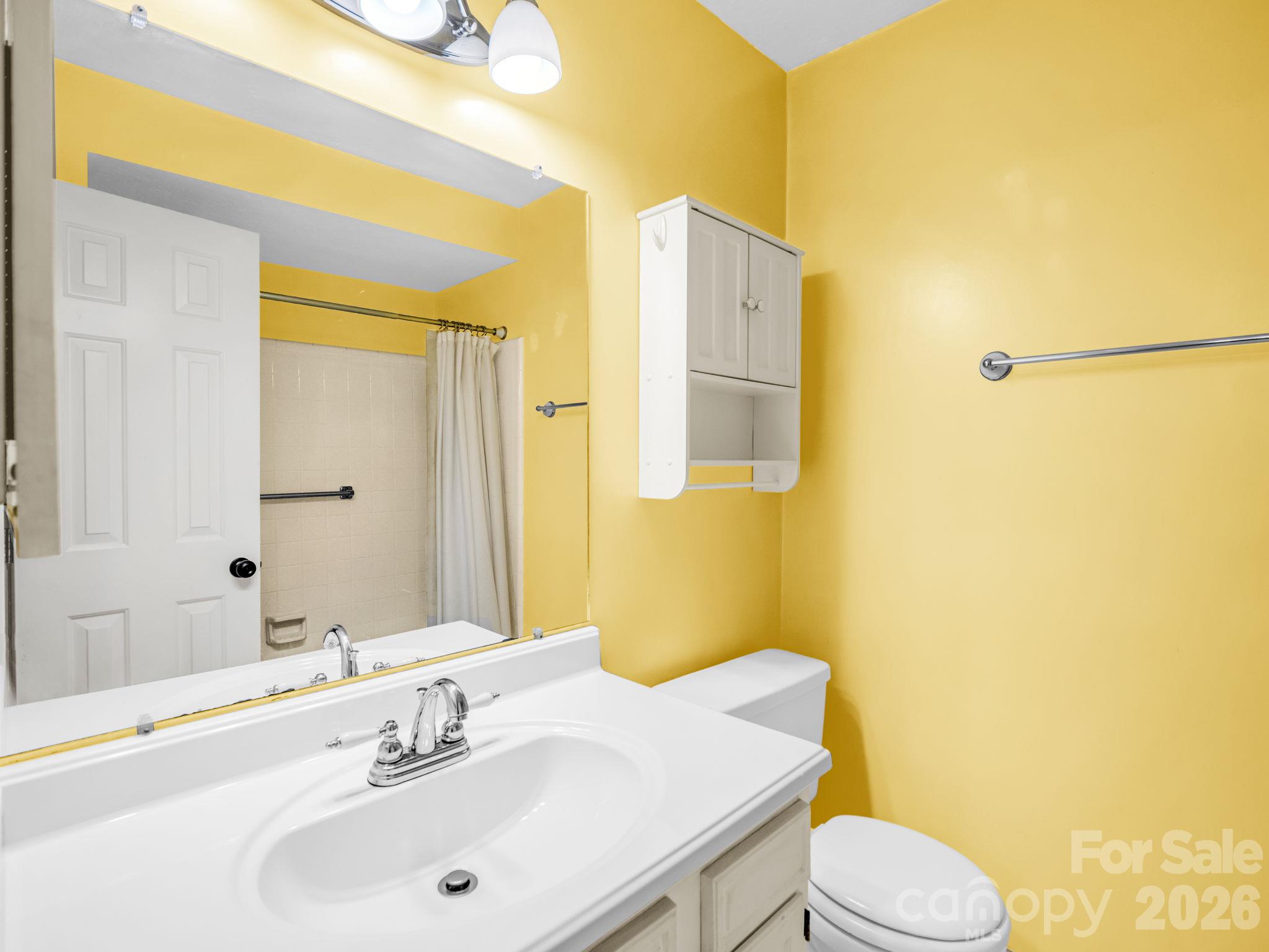Condominium at 1409 Kensington Road, Hendersonville, photo 27 of 35