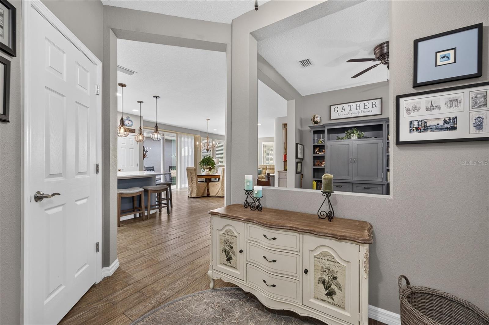 Single Family Residence at 75 BAYOU BEND RD, GROVELAND, photo 6 of 41