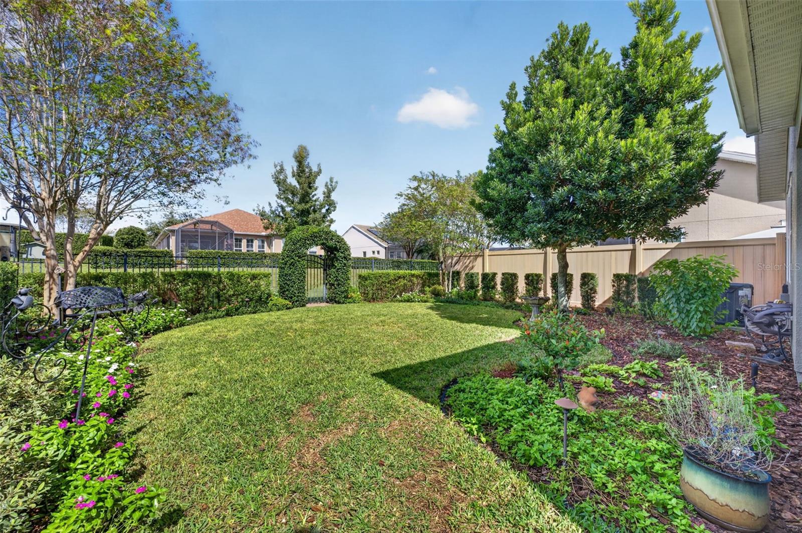 Single Family Residence at 75 BAYOU BEND RD, GROVELAND, photo 34 of 41