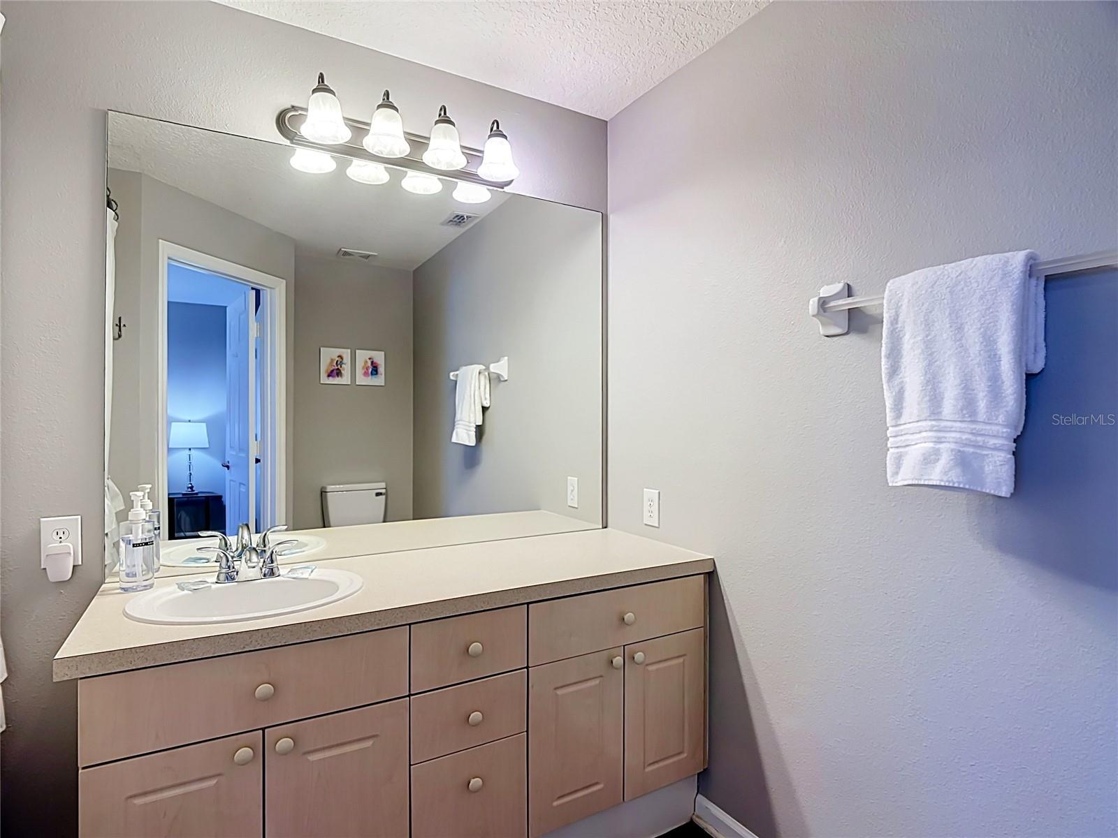 Townhouse at 2321 SILVER PALM DR, KISSIMMEE, photo 20 of 56