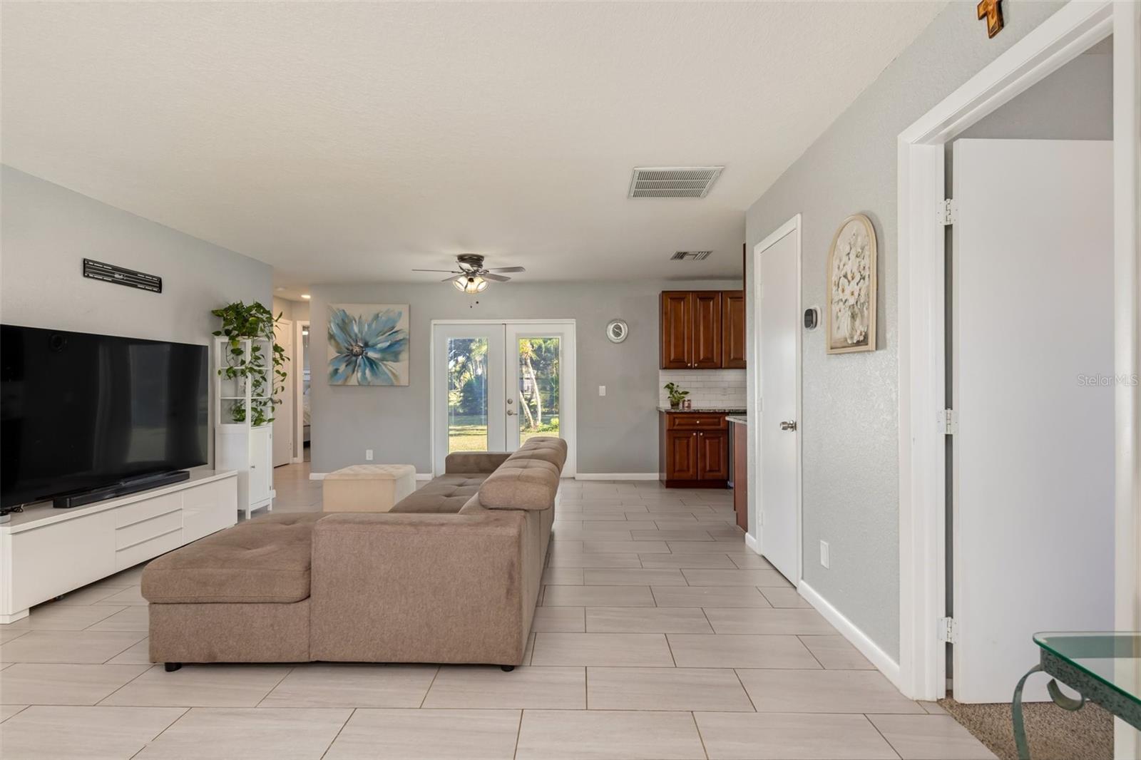 Single Family Residence at 25683 AYSEN DR, PUNTA GORDA, photo 8 of 45