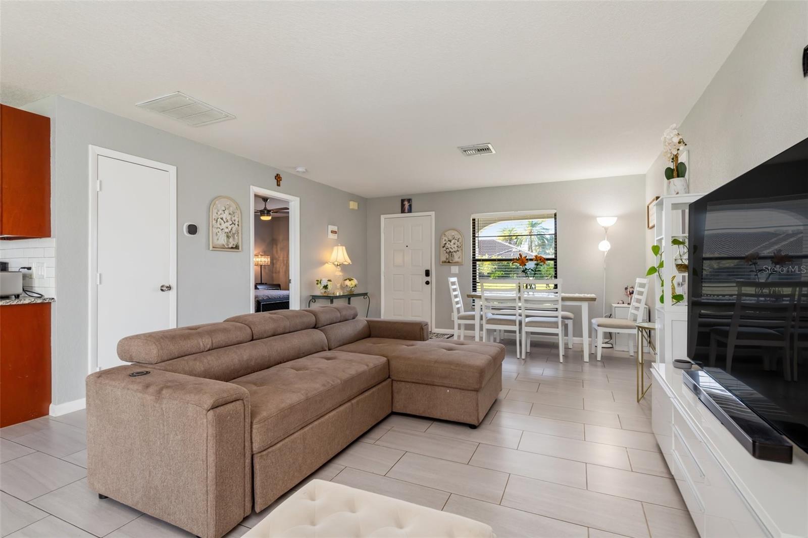 Single Family Residence at 25683 AYSEN DR, PUNTA GORDA, photo 10 of 45