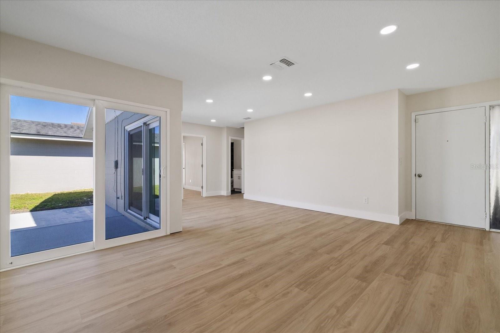 Single Family Residence at 10710 KEY LIME WAY, TAMPA, photo 11 of 43