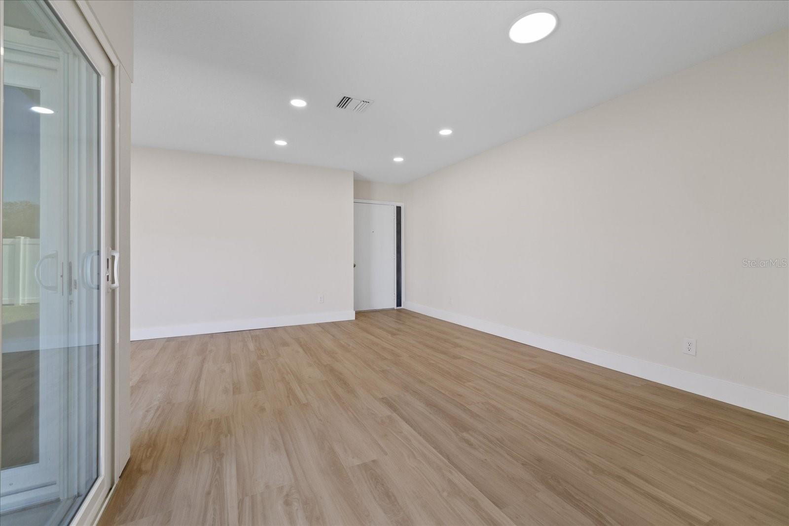 Single Family Residence at 10710 KEY LIME WAY, TAMPA, photo 12 of 43