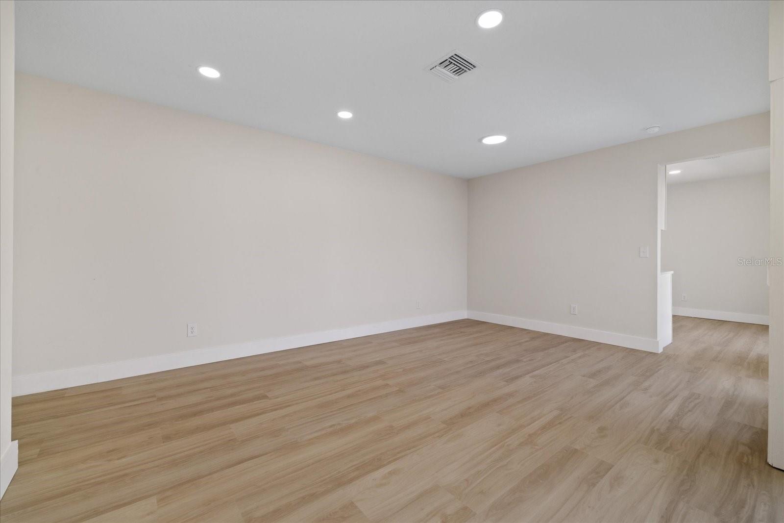 Single Family Residence at 10710 KEY LIME WAY, TAMPA, photo 13 of 43