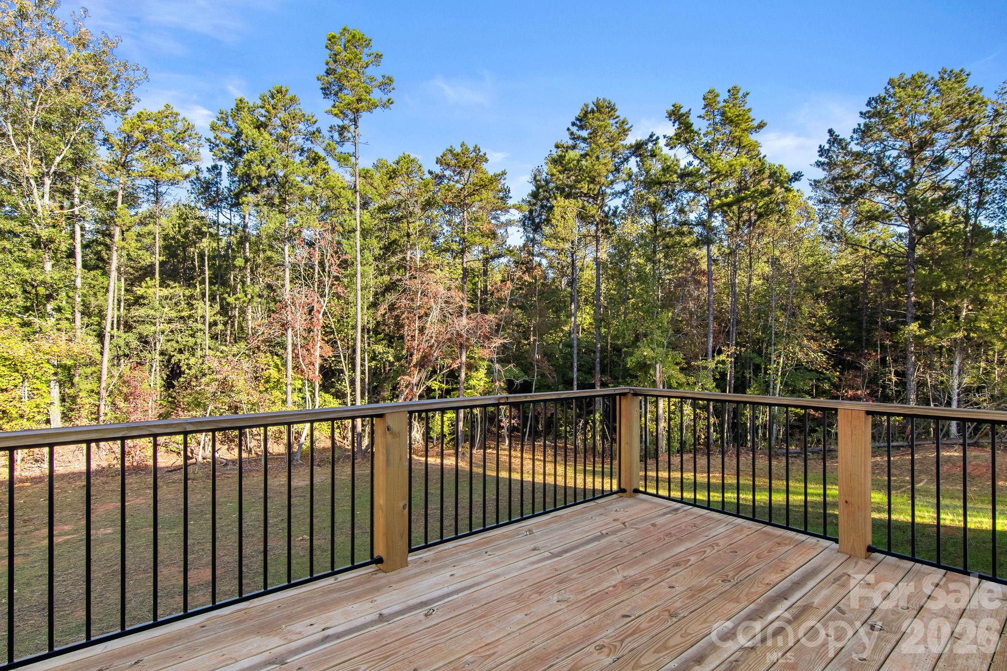 Single Family Residence at 4665 Riverside Road, Lancaster, photo 7 of 38