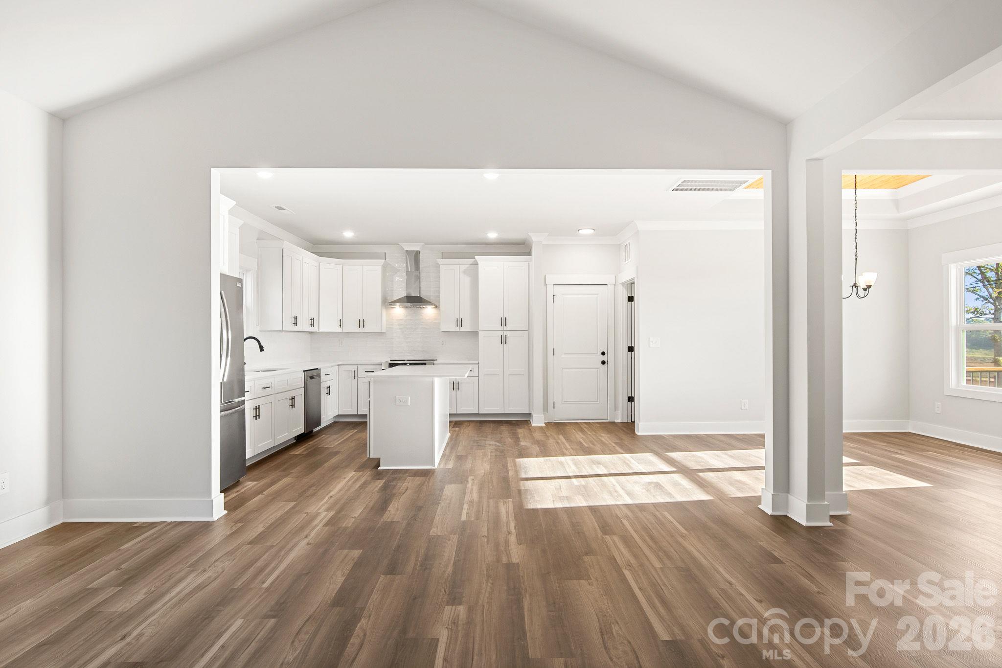 Single Family Residence at 4665 Riverside Road, Lancaster, photo 23 of 38