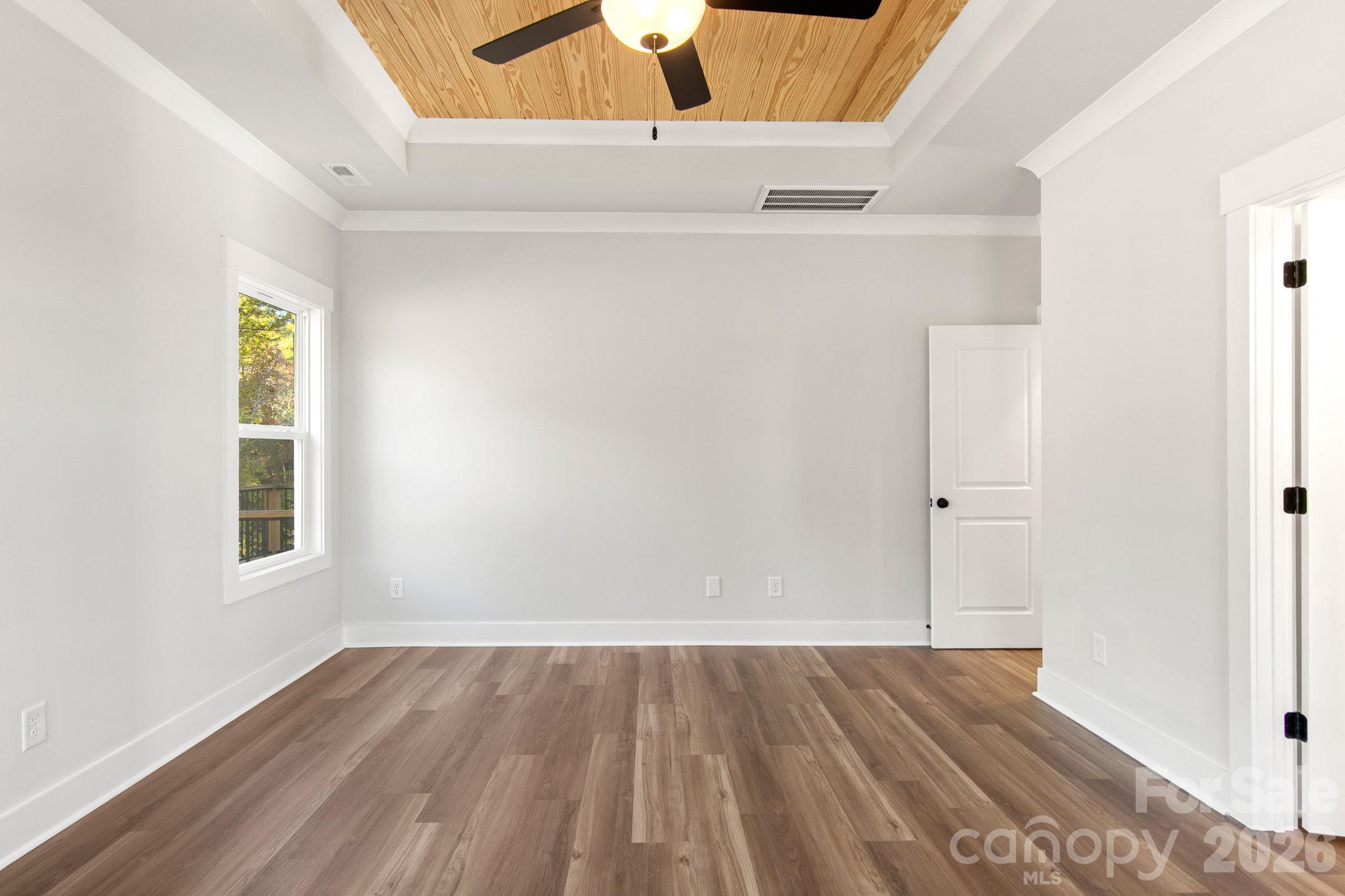 Single Family Residence at 4665 Riverside Road, Lancaster, photo 27 of 38