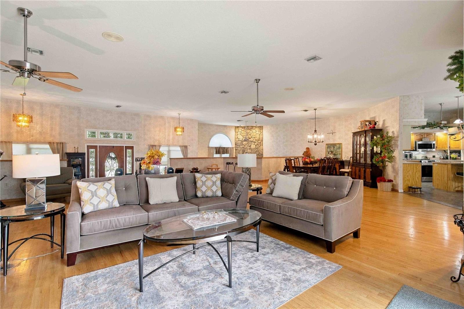 Living Room - 13220 N BRANCH RD, SARASOTA